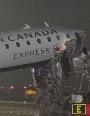 Foto descriptiva de: Accidente fatal: dos muertos y varios heridos tras un choque entre un avión y un camión de bomberos en Nueva York