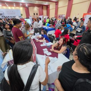 Realizan Feria Nacional del Empleo para las Mujeres; hay vacantes en empresas de Nuevo Laredo