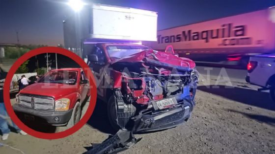 Camioncito queda destrozado tras chocar brutalmente debajo del puente de 'Los Aguacates'