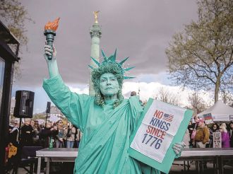 Marcha pueblo de Estados Unidos contra Donald Trump