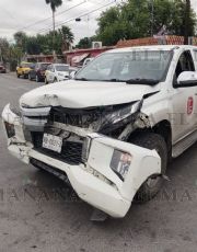 Foto descriptiva de: Escape se estrella contra camioneta de Kansas City en la San Rafael; no respetó el alto