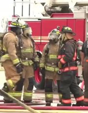 Foto descriptiva de: Explosiones e incendio en Laredo despiertan a vecinos en plena madrugada