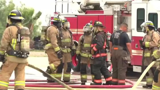 Explosiones e incendio en Laredo despiertan a vecinos en plena madrugada