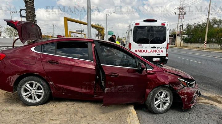 Sandra y su pequeña nieta se salvan de morir en la Carretera Nacional; tráiler les dio un 'cerrón'