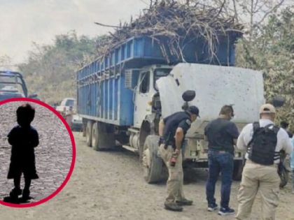 Camión arrolla brutalmente a dos niños en motocicleta; conductor huyó