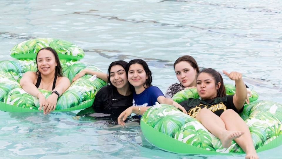 LC le pide a sus estudiantes tener unas vacaciones seguras.