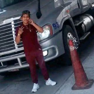 Acto heroico en Nuevo Laredo: operador salva la vida de su compañero al irse ahogando en su camión