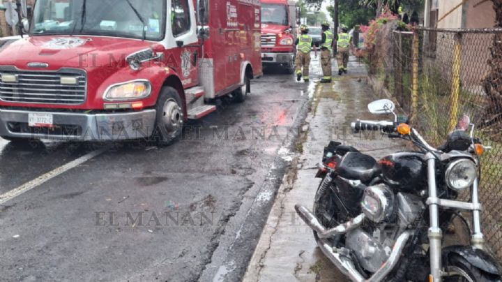 Cafre embiste a motociclistas en la colonia Guerrero y huye; dos hombres resultan lesionados | VIDEO