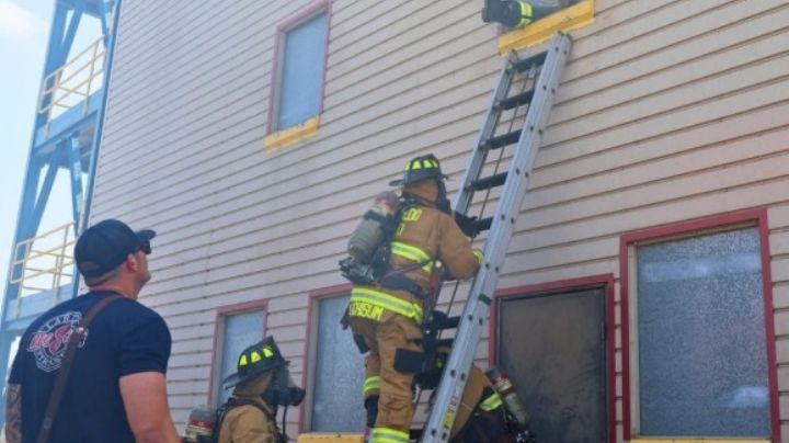 Bomberos y paramédicos de Laredo atienden 60 incendios y 319 incidentes de todo tipo
