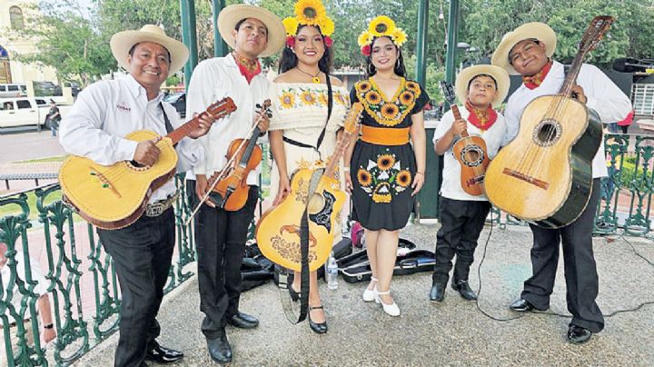 Nuevo Laredo celebra el Día Nacional del Huapango con el evento 'Fandango huasteco'