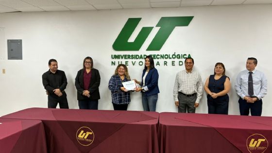 Premian a docentes de la UTNL por excelencia académica; reconocen a 30 maestros y tutores