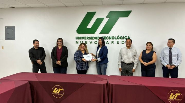 UTNL reconoce a docentes con mejor desempeño académico en 2025; premian a 30 maestros y tutores