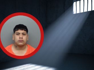 Detienen a joven que secuestra y extorsiona a indocumentado en Laredo; pedía tarjetas de regalo