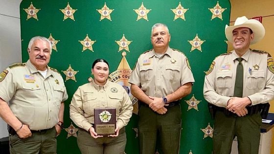 Reconocen a Alessandra Rocha como Telecomunicador 911 del Año en el Condado de Webb