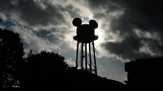 ¿Disney cerrará sus parques tras despidos masivos? Reestructura impactará a miles de empleados