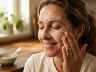 Adiós arrugas y manchas: Este ingrediente de cocina hace que tu rostro se vea más joven