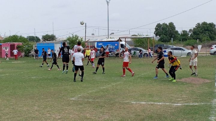 Básicas Lobos Monjas, Homis y Frontera LL muestran su nivel en la Liga Independiente Colosso