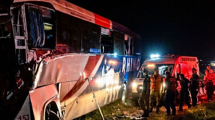Tragedia en Chihuahua: Autobús del IMSS choca contra puente; hay 4 muertos y 5 heridos