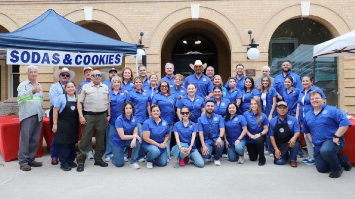 Condado de Webb reconoce y festeja a miles de sus empleados