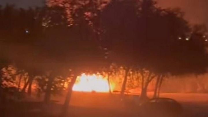 Se registra incendio en patinadero del Parque Viveros; Bomberos y Protección Civil combaten las llamas | VIDEO