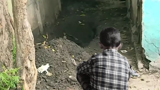 Niño encuentra el cadáver de su madre enterrada en casa de su pareja en Argentina