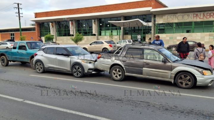 José Javier provoca choque múltiple frente a Estación Palabra; 'no me frenó mi troca'
