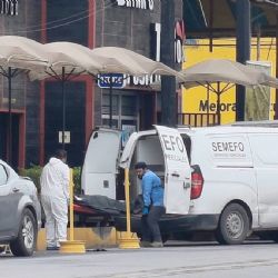 Decapitó a su pareja, exhibió la cabeza en la barra y la besó frente a los comensales de 'La Gallina Dorada'