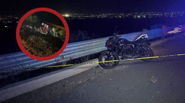Motociclista pierde la vida tras derrapar y caer a barranco; su acompañante está grave