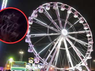 MOMENTO EXACTO en que rueda de la fortuna colapsa con 80 personas; hay al menos 30 heridos