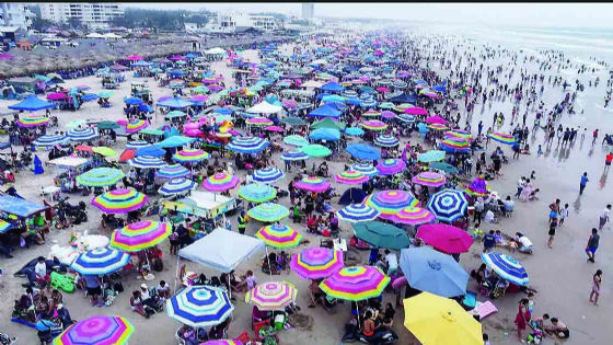 Toman turistas playas y vías en Tamaulipas | VIDEO
