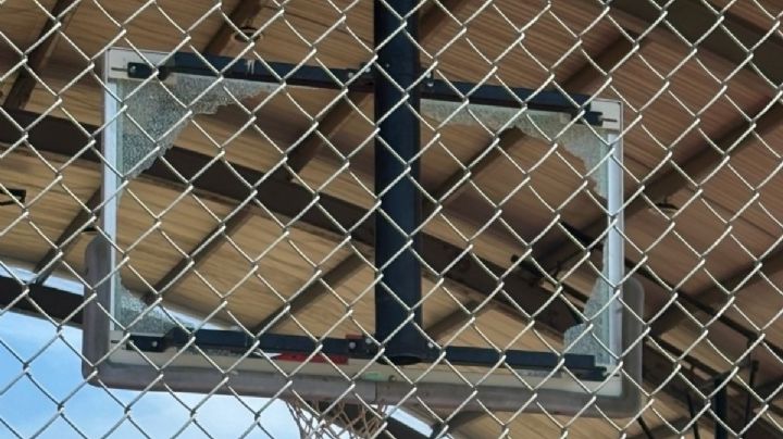 Buscan responsables de vandalizar parque en Laredo; ofrecen recompensa a quien ayude a encontrarlos