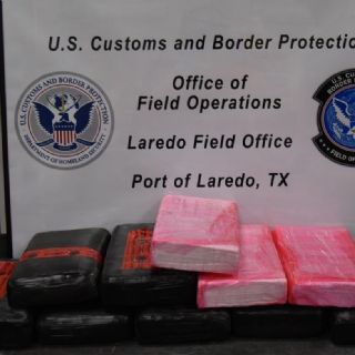 Caen par de cargas de droga en Laredo; CBP aseguró las sustancias ilegales en los puentes