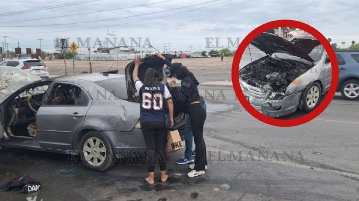 Auto se incendia frente a Chedraui; Abigail se asustó al ver humo saliendo del cofre