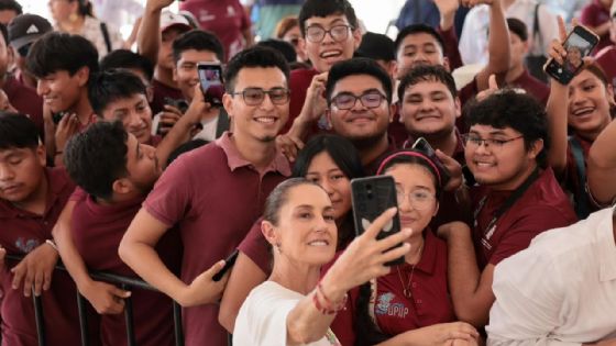 Claudia Sheinbaum anuncia que Beca Gertrudis Bocanegra se dará a todos los universitarios de Chiapas
