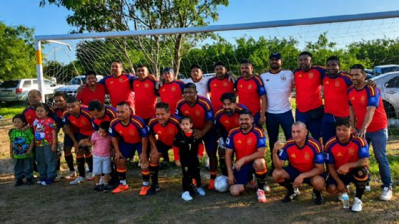 Lobos Negros vence a Costa Grill y va por la corona en la Real Liga de Futbol Ferrocarrilera